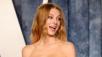 Oscary 2023. Hunter Schafer eksponuje prawie nagi biust na oscarowej imprezie "Vanity Fair" (FOTO)