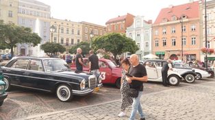 Wałbrzych: Międzynarodowy Rajd Pojazdów Zabytkowych