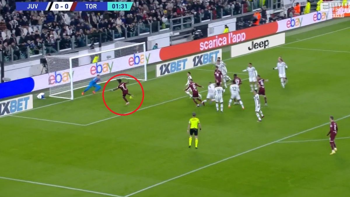 Gol dla Torino (Yann Karamoh) w meczu Serie A z Juventusem