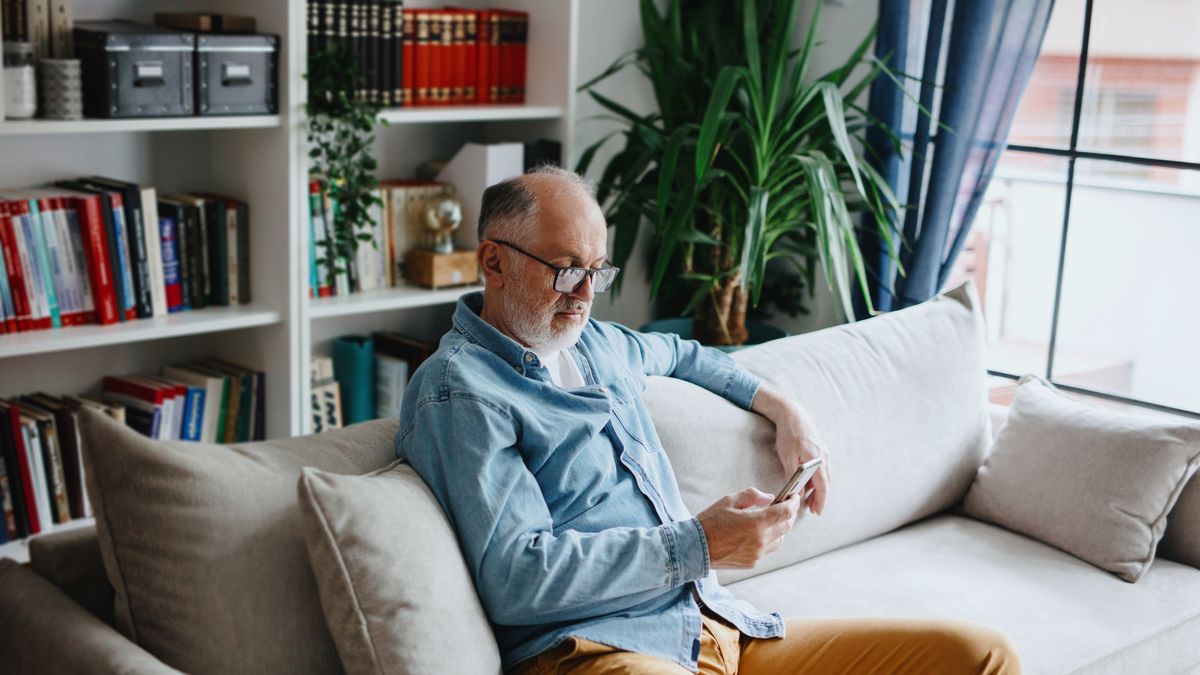 zakaz poruszania się seniorzy