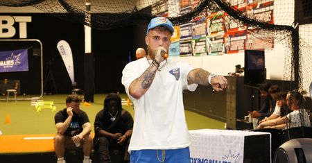 Gwiazda Youtube'a przyleciała do Wrocławia. Ma polskie korzenie