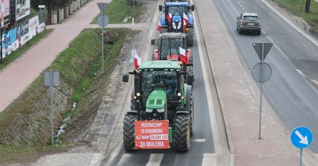 Poseł dziwi się rolnikom. Mówi o Dudzie. "Jakoś wtedy nie protestował"