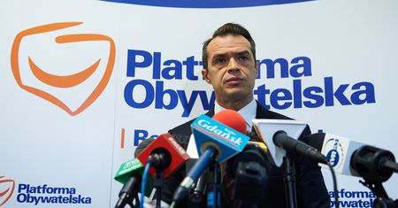 Dymisja Sławomira Nowaka. Premier: to wystarczający gest