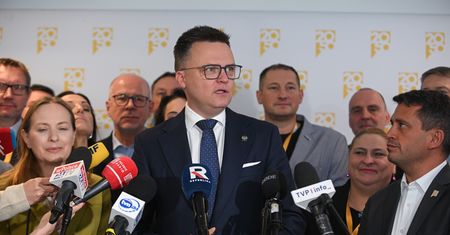 Kryzys w Polsce 2050. Rośnie lista potencjalnych kandydatów na następcę Hołowni