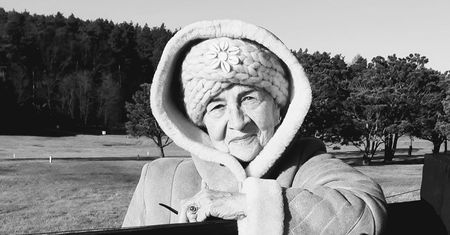Nie żyje Jolanta Krzywańska, babcia Anny Lewandowskiej