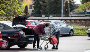 Jak zakaz handlu ograniczył wpływy z podatków? Ministerstwo tego nie wie