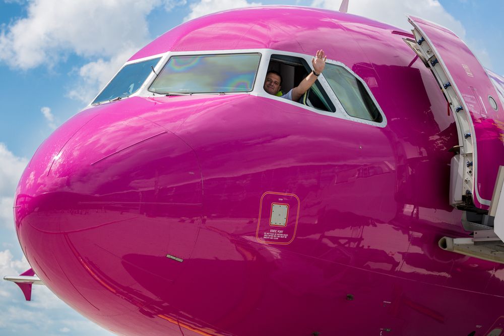 Bukareszt: awaryjne lądowanie samolotu Wizz Air lecącego do Warszawy