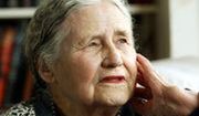 Kazimiera Szczuka: Doris Lessing jest pisarką uniwersalną
