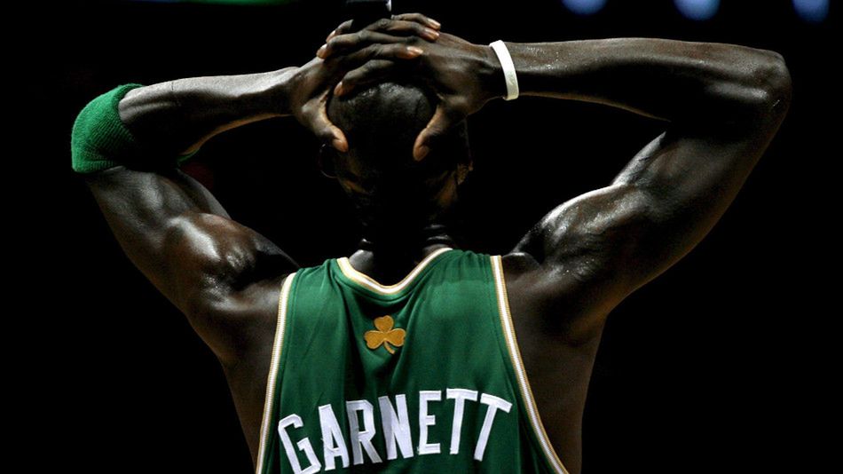 PAP/EPA / DARREN HAUCK / Na zdjęciu: Kevin Garnett