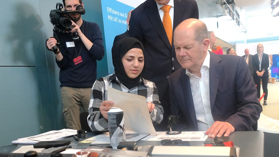 BERLIN, GERMANY - APRIL 26: German Chancellor Olaf Scholz hosts the Girls' Day 2023 at the Chancellery on April 26, 2023 in Berlin, Germany. Girls' Day is an annual event in which government offices, corporations and other institutions open their doors to girls in order to encourage their future career options. (Photo by Christian Marquardt - Pool/Getty Images)