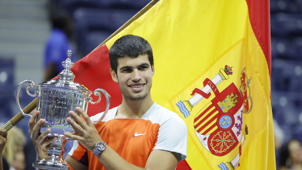 Zdjęcie okładkowe artykułu: PAP/EPA / Justin Lane / Na zdjęciu: Carlos Alcaraz, mistrz US Open 2022