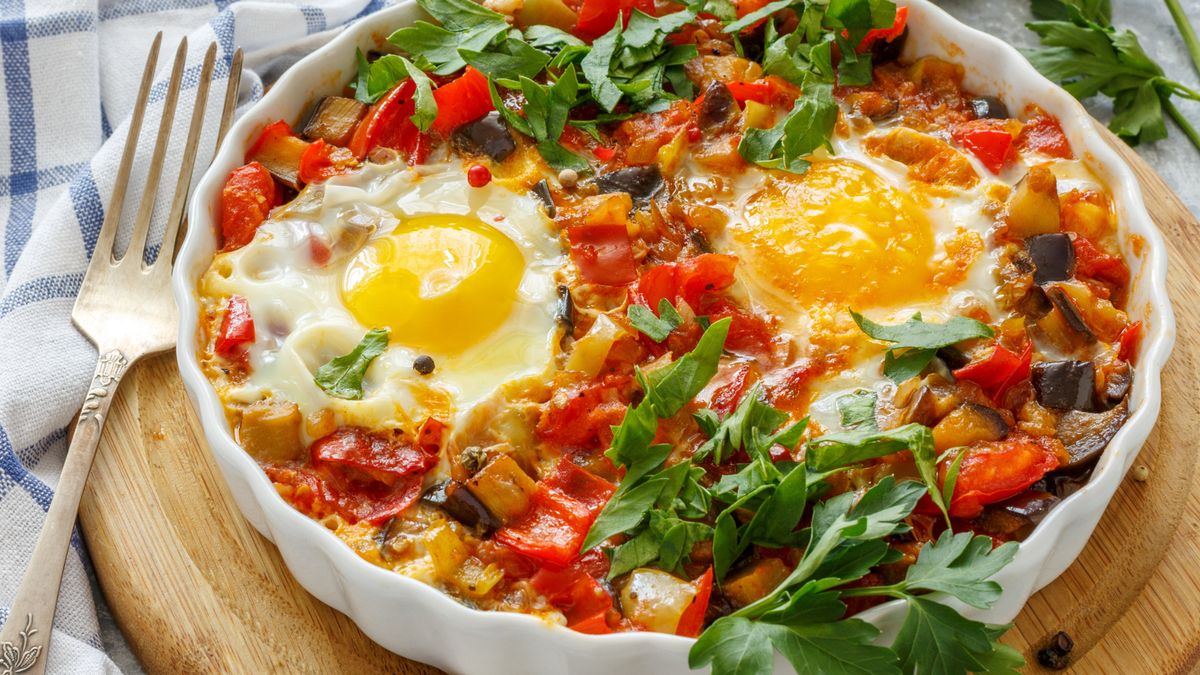 Prosta szakszuka, którą zrobisz w mikrofalówce