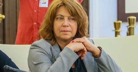 "Nie potrafię żyć bez ludzi". Poruszająca relacja senatorki. Tak walczyła z nowotworem