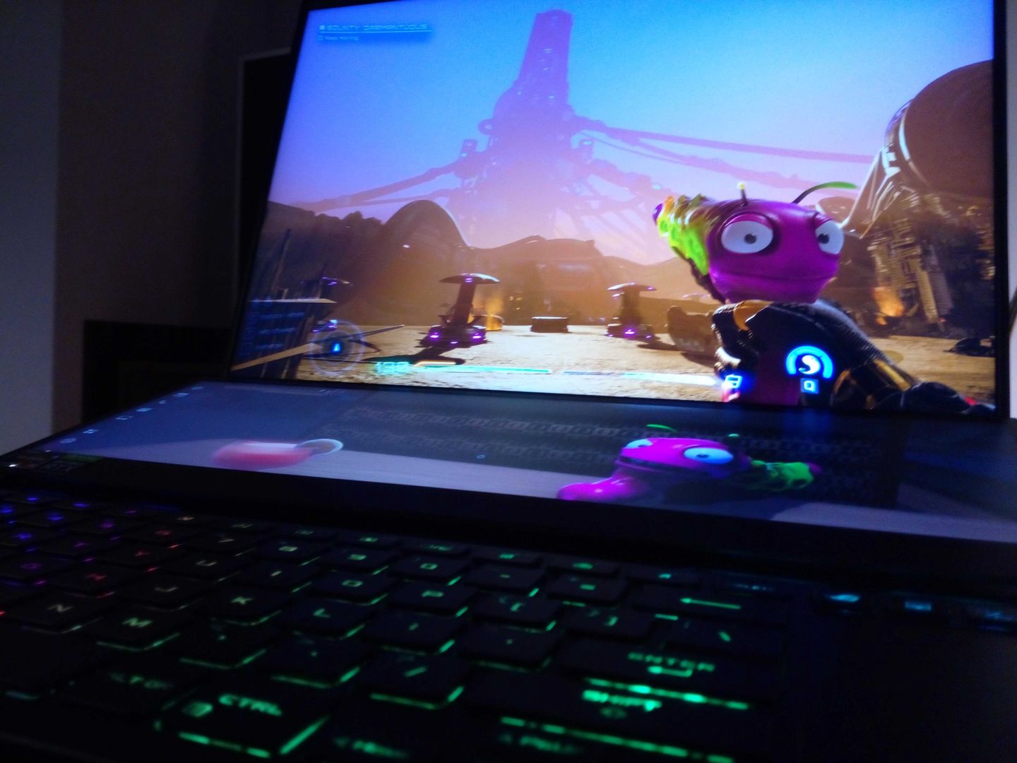 Test gry High on Life na laptopie ROG Zephyrus Duo 16 w ramach współpracy promocyjnej z ASUS