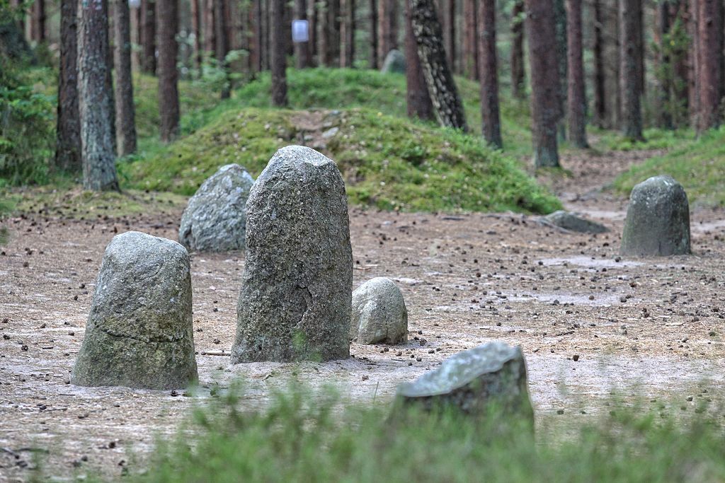 Kamienne kręgi w Węsiorach przyciągają turystów na Pomorze