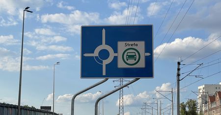 Nowe znaki na ulicach. Co się stanie, jeśli pojadę w prawo?