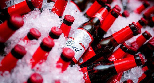 Piwo Bud wchodzi do sprzedaży w Polsce, kampania oparta na eventach