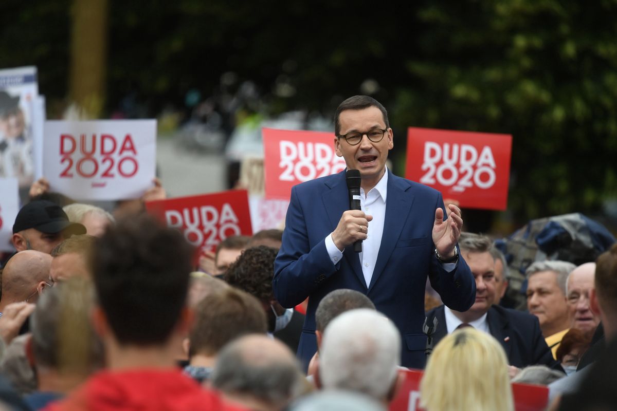 Wybory prezydenckie 2020. Mateusz Morawiecki ostro o Rafale Trzaskowskim. "Dziecko marketingu Donalda Tuska"