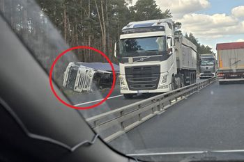 Taki widok na 145. km autostrady A1. Utrudnienia dla kierowców