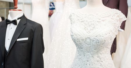"Czy polecali Państwo komuś zespół muzyczny? Proszę podać nazwiska tych osób". Urząd Skarbowy przyłącza się do weselnych wspomnień