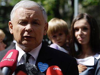 Jarosław Kaczyński pisze list z obietnicami