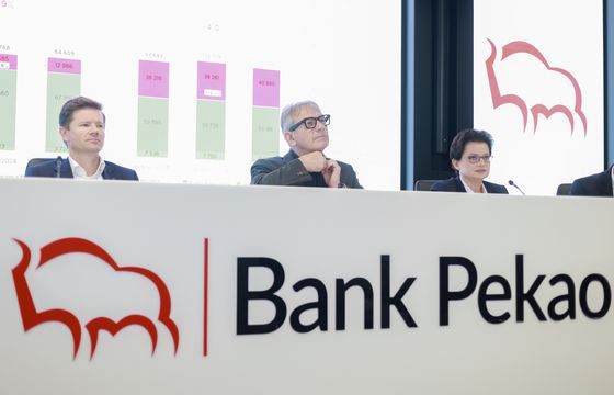 Żubr może zniknąć z logo Banku Pekao. Nad rebrandingiem pracowała Barbara Mróz-Gorgoń