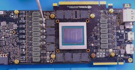 GeForce RTX 2080 Ti z podwojoną dawką VRAM? Rosyjski modder pokazał, że to możliwe