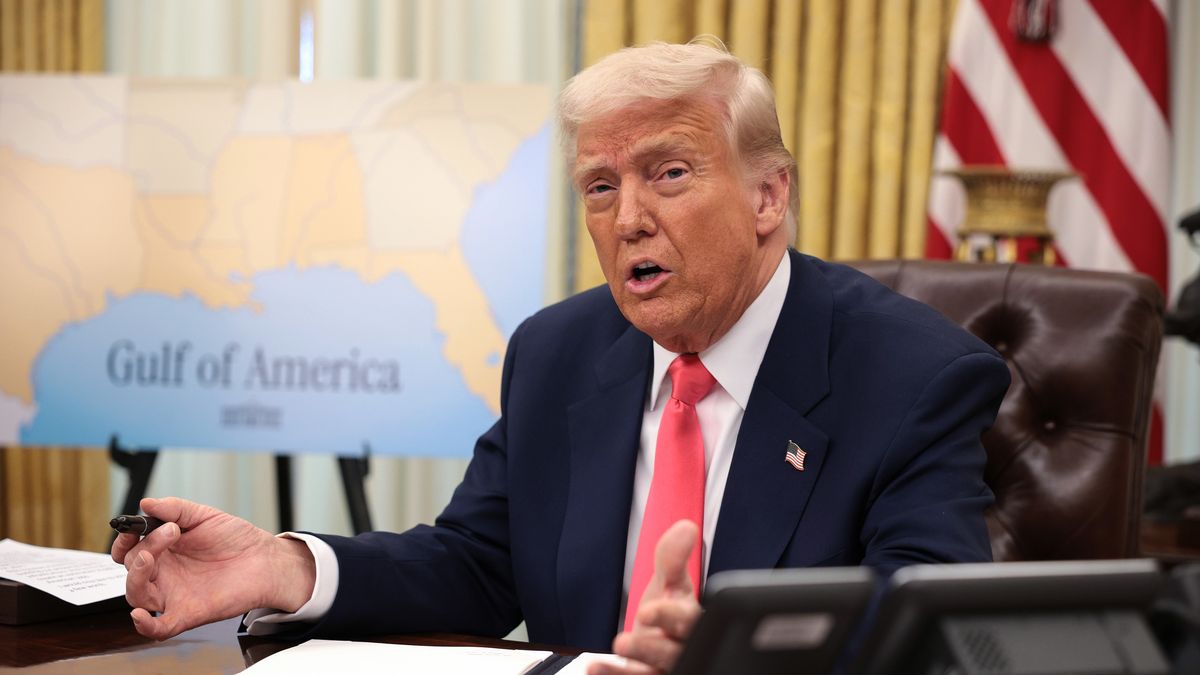 WASHINGTON, DC - MARCH 06: U.S. President Donald Trump speaks before signing executive orders in the Oval Office of the White House on March 06, 2025 in Washington, DC. President Trump signed a series of executive orders, including, lifting 25% tariffs for all goods compliant under USMCA trade agreement, terminating the security clearances of those who work at the law firm Perkins Coie, combating drug trafficking at the northern border and announced a $20 billion investment by shipping giant CMA CGM for U.S. infrastructure and jobs. (Photo by Alex Wong/Getty Images)