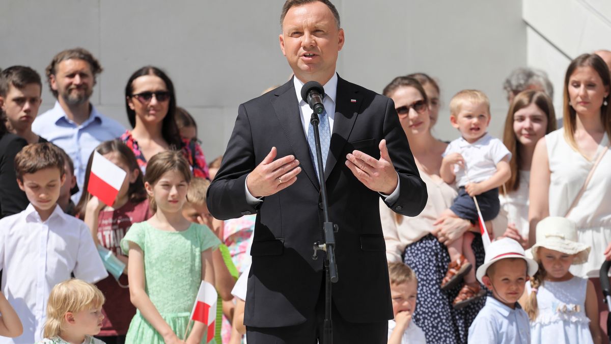 Jasne stanowisko Andrzeja Dudy ws. obowiązkowych szczepień przeciwko koronawirusowi