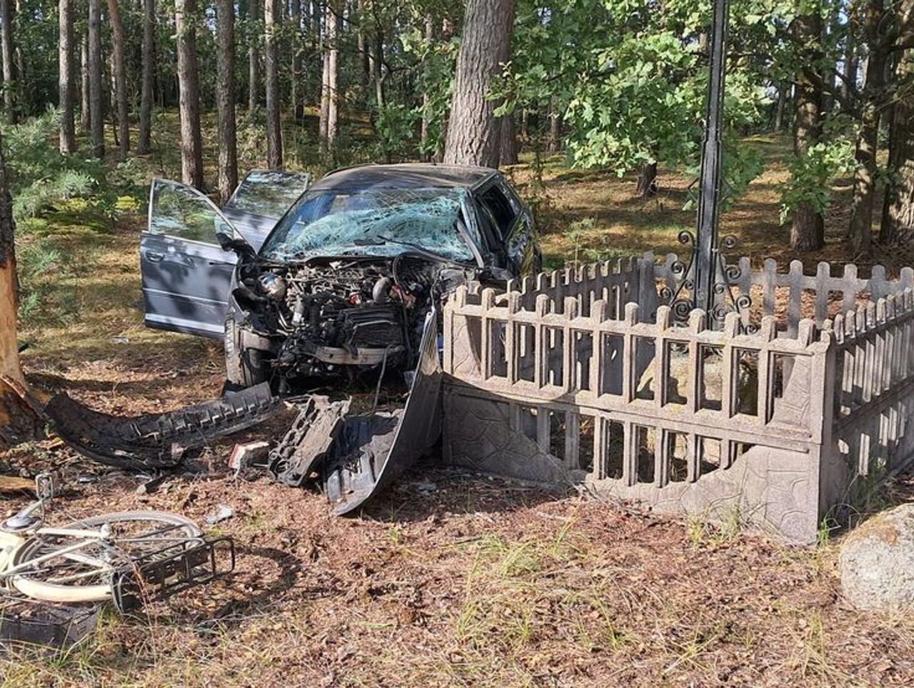 Cierpięta: Groźny wypadek. 19-letni kierowca w szpitalu