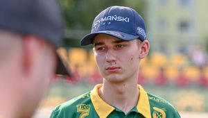 Żużel. Kolejarz ma problem. "Podejrzewa się złamanie obojczyka"