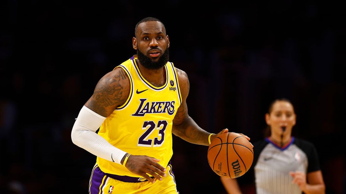 Zdjęcie okładkowe artykułu: Getty Images /  Ronald Martinez / Na zdjęciu: LeBron James