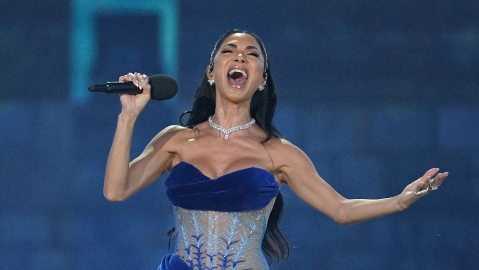  Nicole Scherzinger podczas koronacyjnego koncertu 