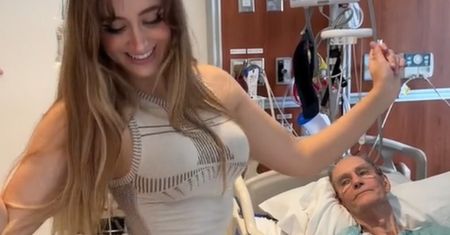 Modelka tańczyła przy szpitalnym łóżku 85-letniego partnera: "Jestem w testamencie"