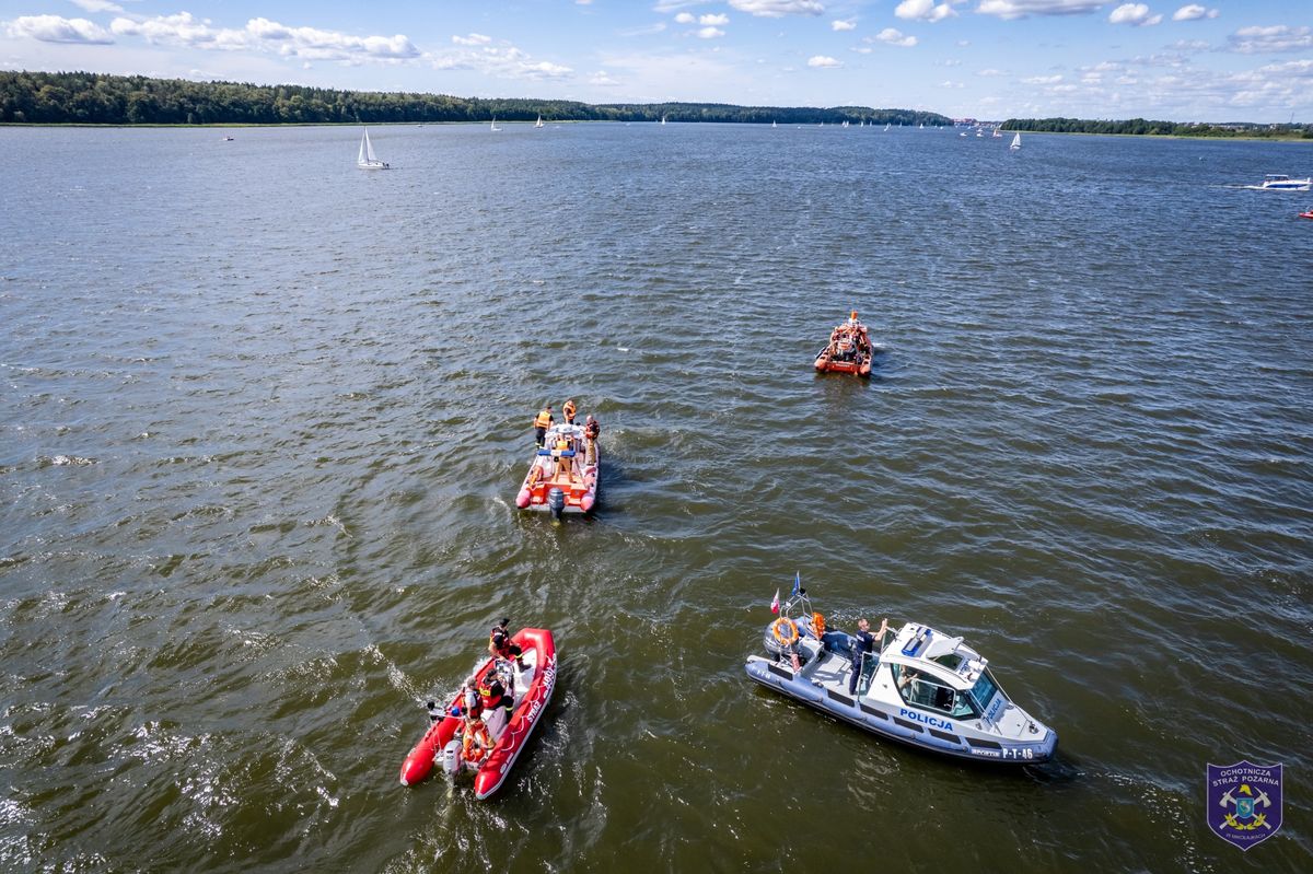 mazury, jezioro mikołajskie, poszukiwania Skoczyli za 4-latką. Świadek relacjonuje, jak doszło do tragedii