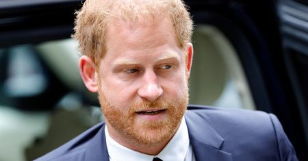 Książę Harry przed laty złapał wstydliwą chorobę. Media zgotowały mu piekło