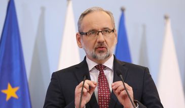 Niedzielski o "początku końca pandemii". Minister o decyzjach ws. restrykcji, padł termin