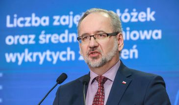 Przełomowa decyzja Ministerstwa Zdrowia. "Likwidujemy kwarantannę z kontaktu"