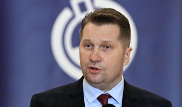 Nauka zdalna. Jest decyzja ministra Czarnka