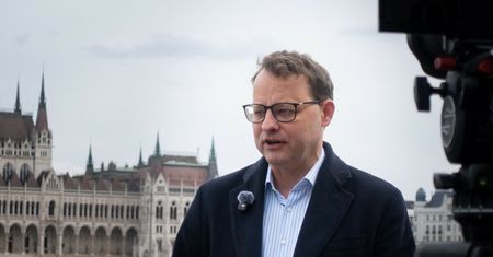 "Jesteśmy blisko". Szef MSWiA: Romanowski jest w Europie