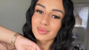 Od niedawna walczy w KSW. Lubi chwalić się piękną żoną