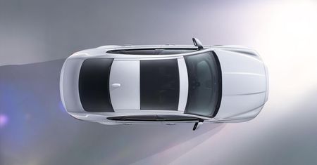 Ekstremalny pokaz z Jaguarem XF w roli głównej