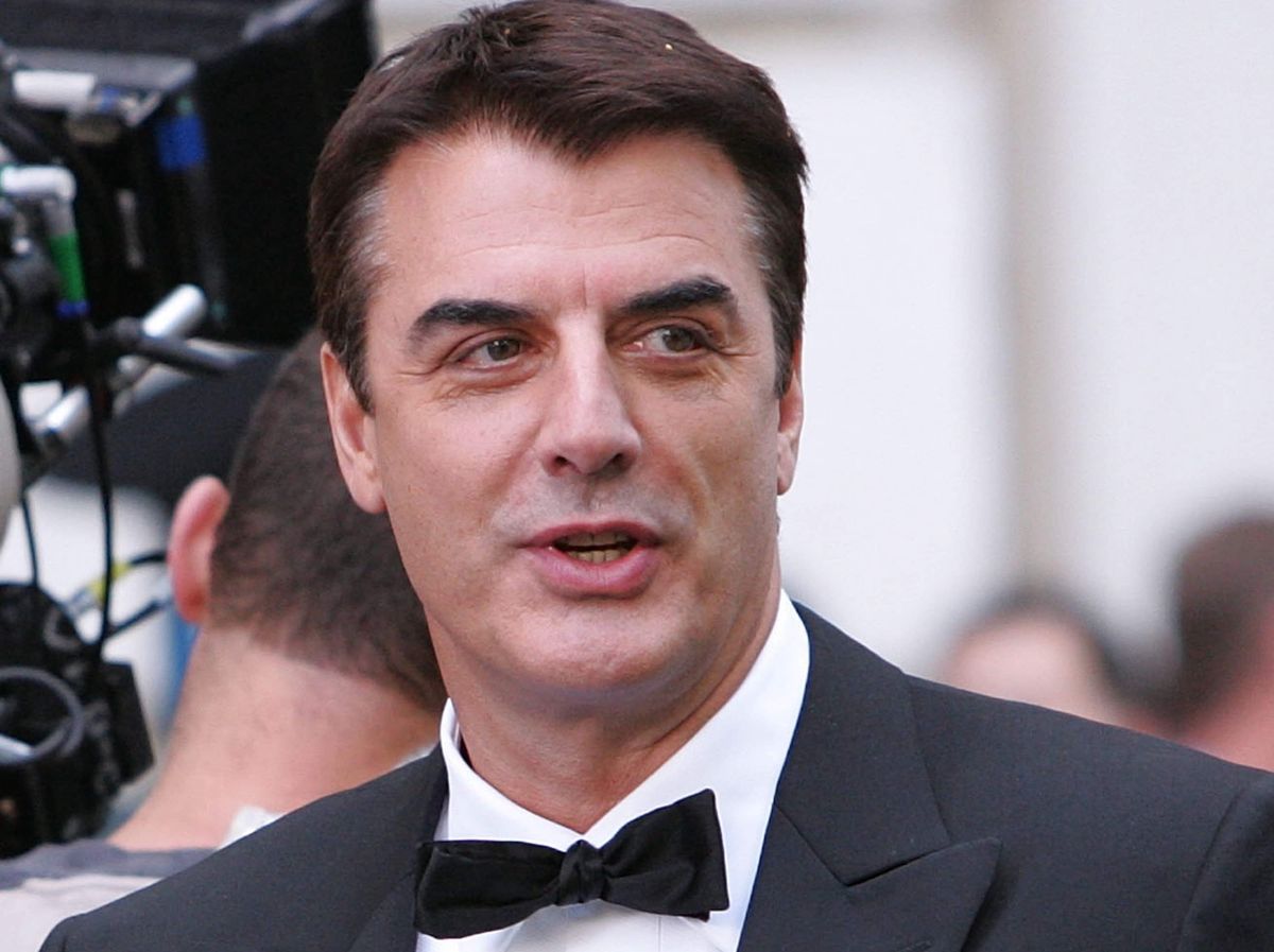 Chris Noth łysy jak kolano. Aktor "Seksu w wielkim mieście" nie do poznania