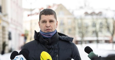 Powrót do szkół jednak możliwy? Odpowiedź z MEN od Dariusza Piontkowskiego