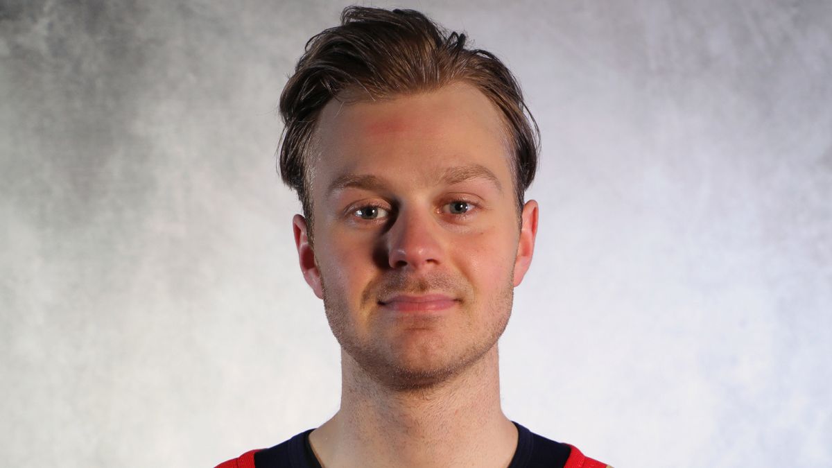Reprezentant Szwecji w hokeja, były zawodnik CSKA Moskwa - Lucas Wallmark