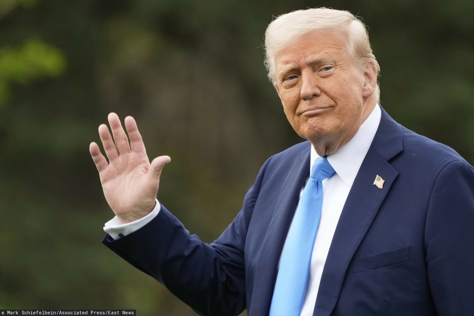 Temporary
President Donald Trump walks from the Oval Office to board Marine One on the South Lawn of the White House en route to Florida, Friday, March 28, 2025, in Washington. (AP Photo/Mark Schiefelbein)
Mark Schiefelbein