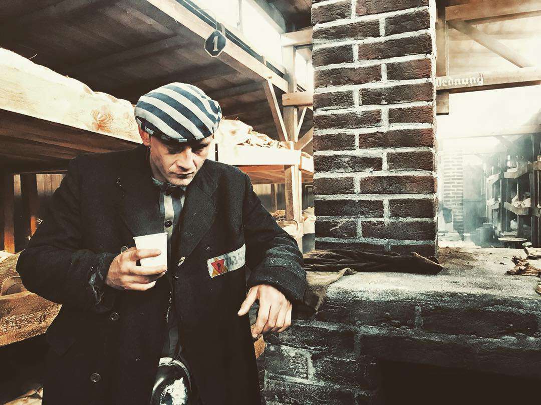 Kamil Nożyński z serialu "Ślepnąc od świateł"