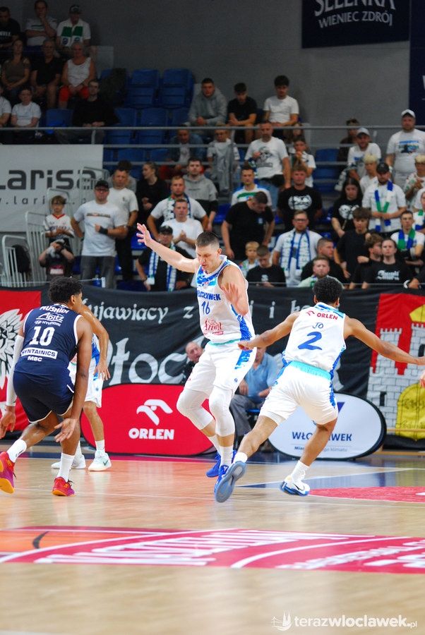 Zacięty mecz Anwilu z Syntainics MBC Weissenfels
