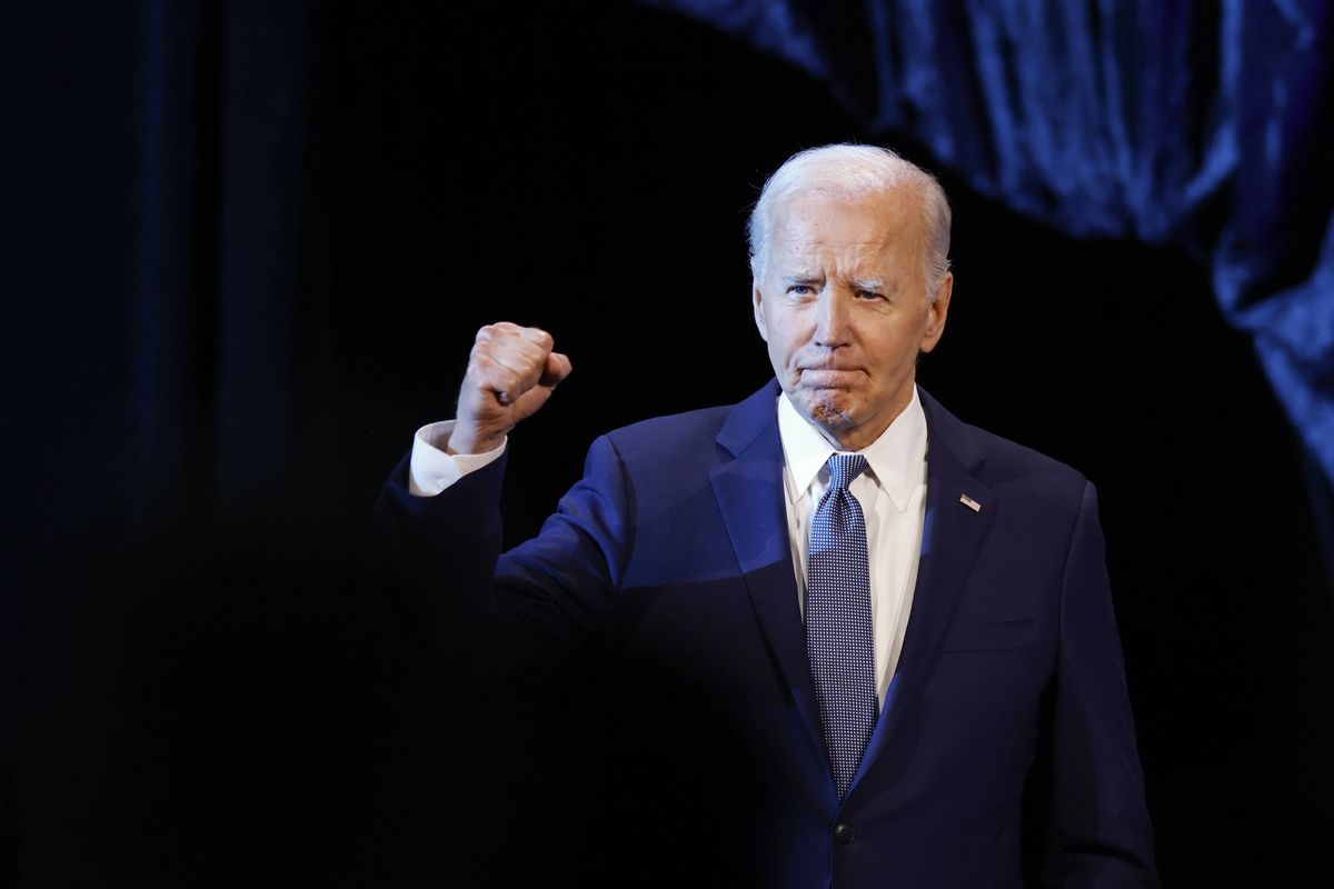 joe biden, Donald Trump, usa Niespodziewana prognoza. Zmiana pomiędzy Bidenem a Trumpem