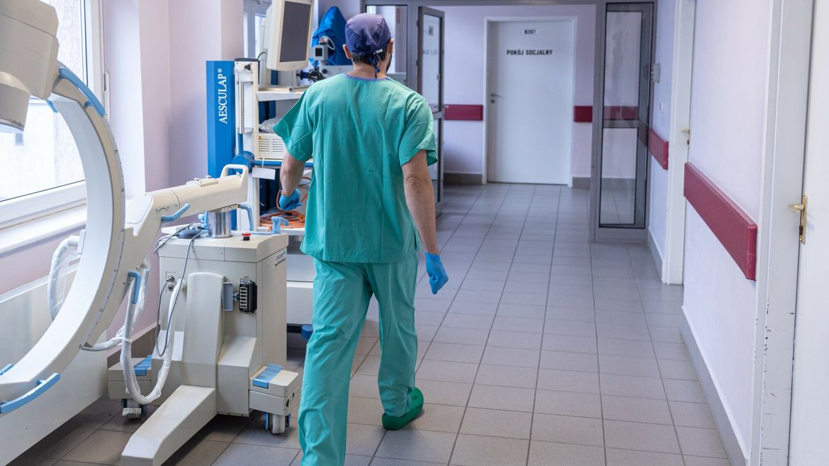 reporter_baza_2021-11
26.11.2021 Poznan Szpital im. J. Strusia Operacja zdjecia ilustracyjne N/z lekarz fot. Jakub Walasek/REPORTER
Jakub Walasek/REPORTER